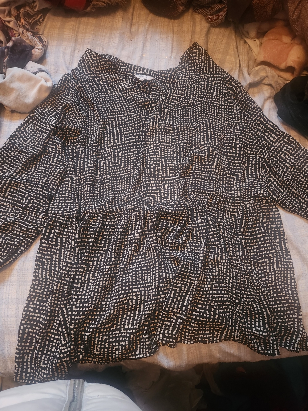 Reitmans Black and White Dot Blouse